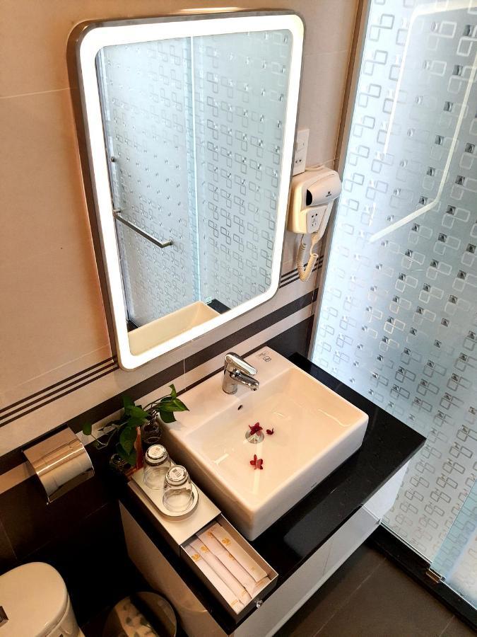Dong Hai Hotel _ Rạch Giá Luaran gambar